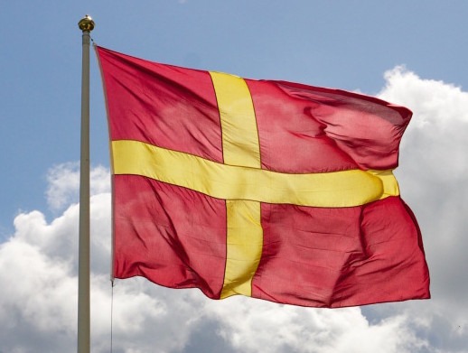 De vlag van Skåne is officieel erkend
