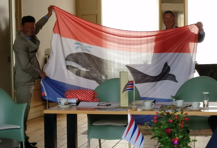 Afscheid Joost Schokkenbroek met vlag