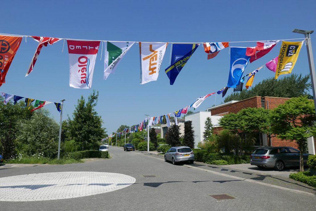 800 vlaggen in Dordrecht